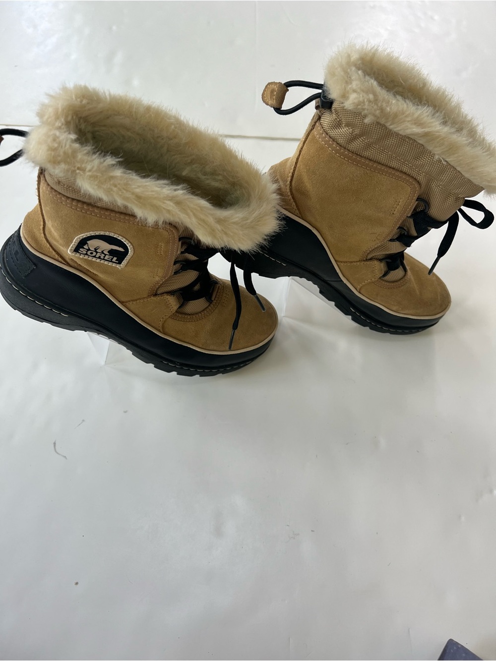 Sorel Tivoli women’s size 6 brown suede leather waterproof winter boot